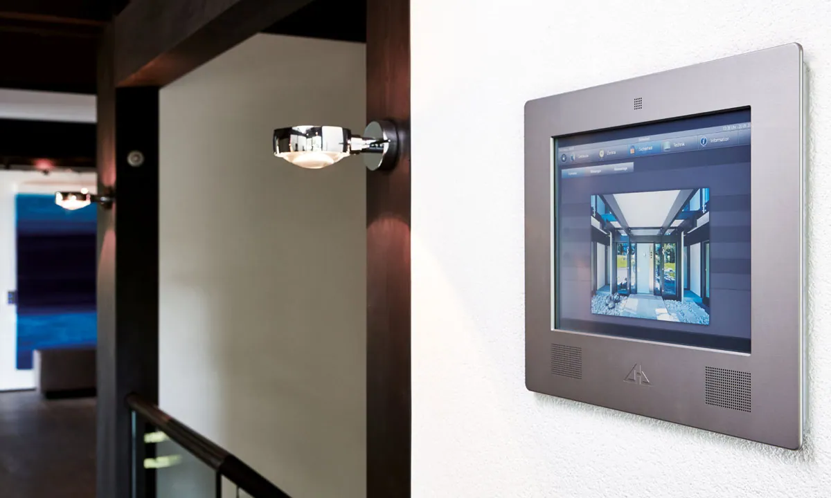 Qualität - Türsprechstation mit Smart-Home Panel · Elektro Dörr